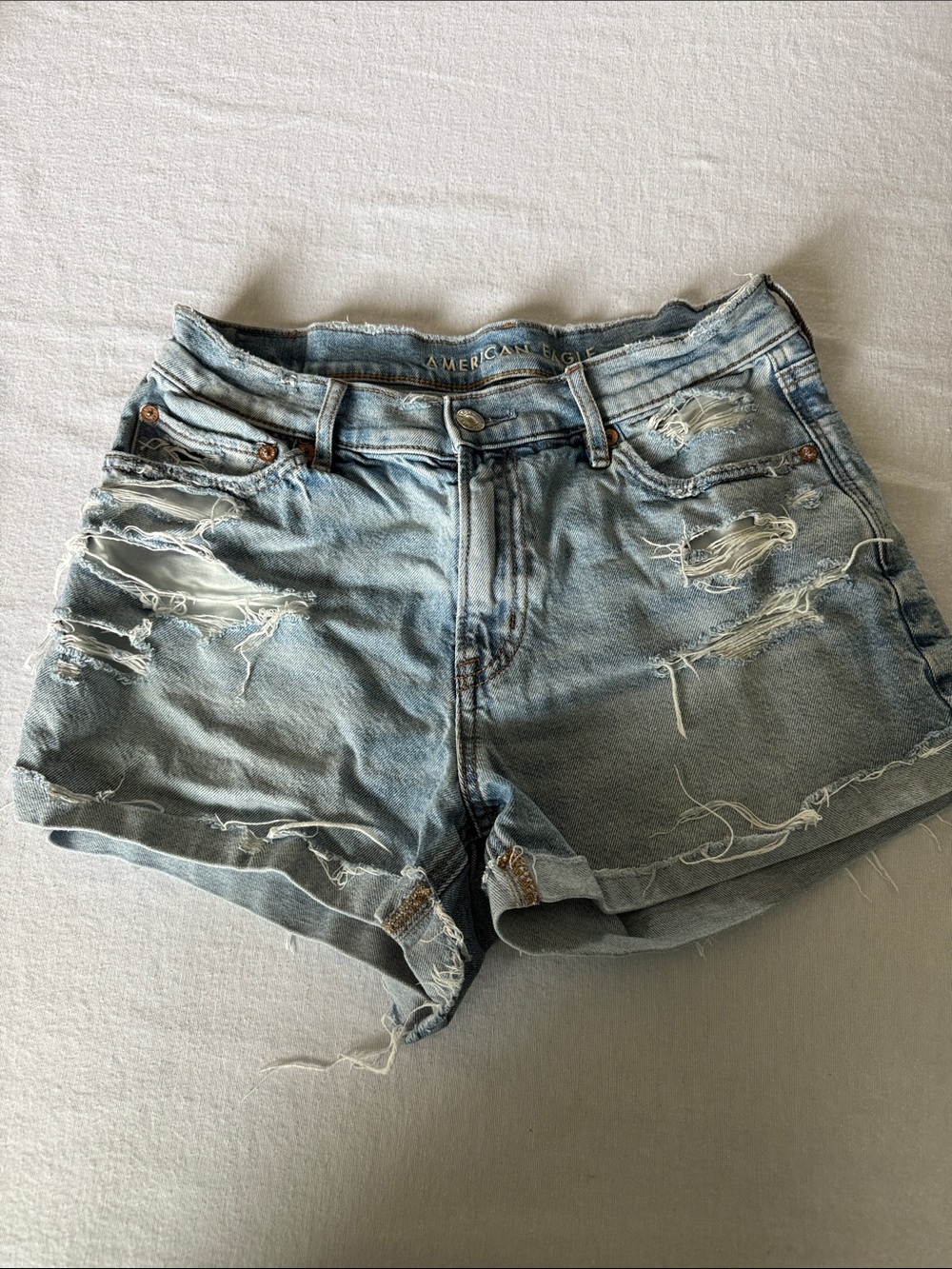 American Eagle Outfitters Size 4 Light Blue Distressed Denim Shorts